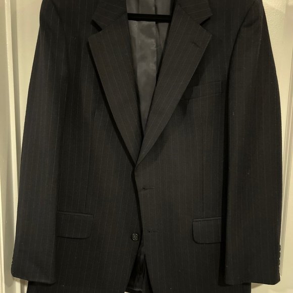 BURBERRY MEN BLAZER SIZE 18'"X31"